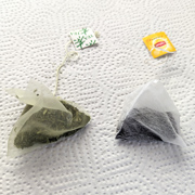 お茶のティーバッグ 写真